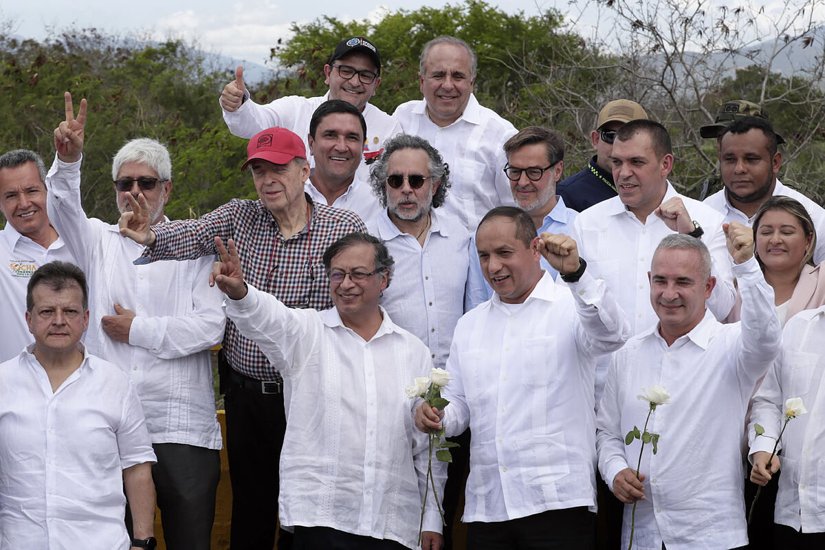 Colombia y Venezuela reabren la frontera tras siete aos de tensin