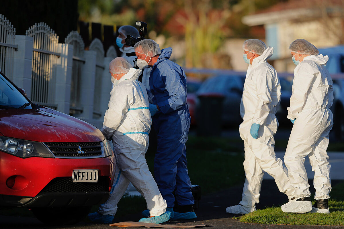Detenida la madre de los dos nios encontrados dentro de unas maletas en Nueva Zelanda como sospechosa de su asesinato