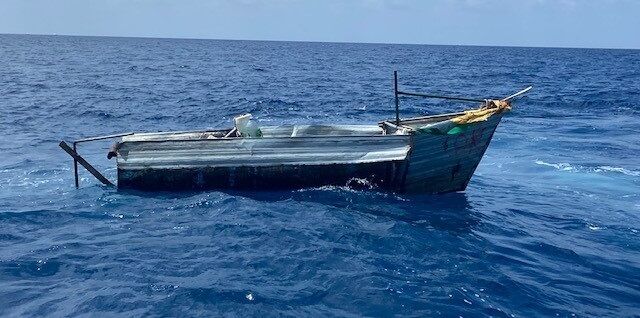 Cinco balseros ahogados en una 'colisin' con guardafronteras cubanos