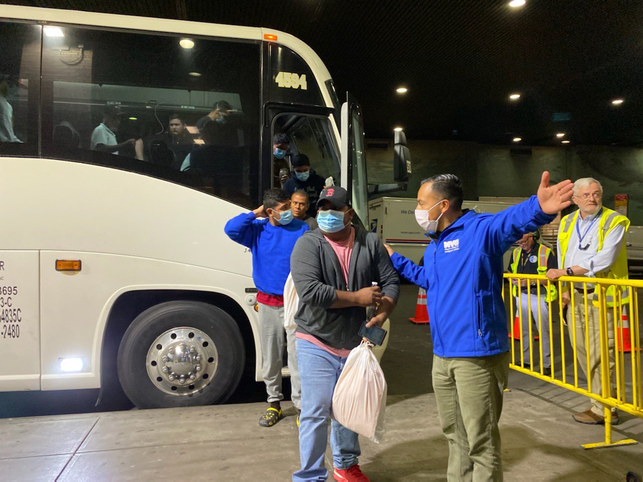 Las expulsiones de venezolanos no es respuesta a los buses enviados a ciudades del país