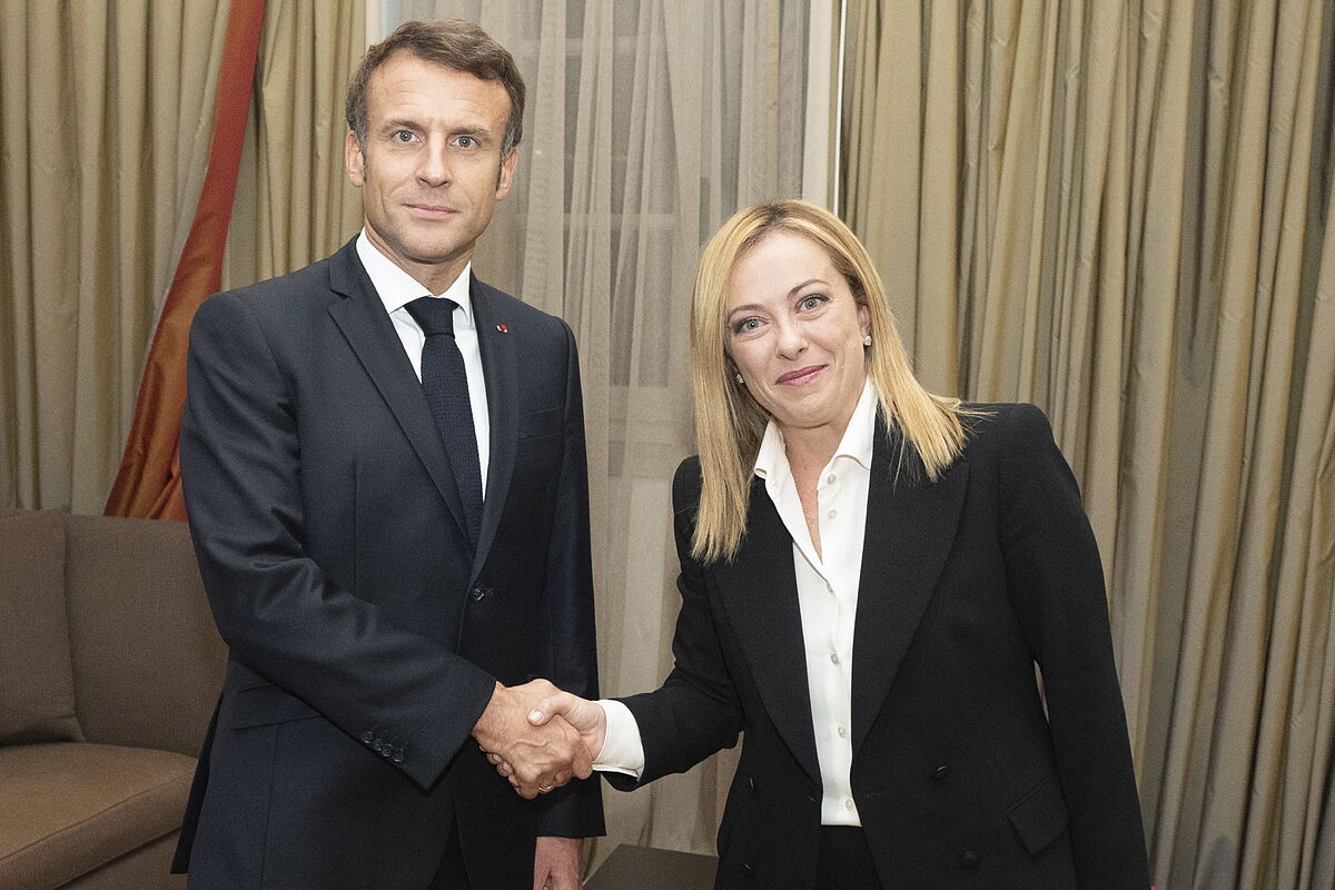 Meloni se reúne con Macron en su primer encuentro como jefa de gobierno con un líder extranjero