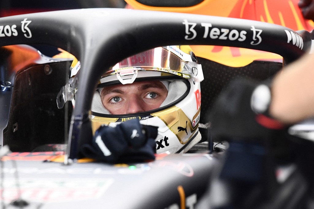 Verstappen a un paso del título con la pole position en Japón