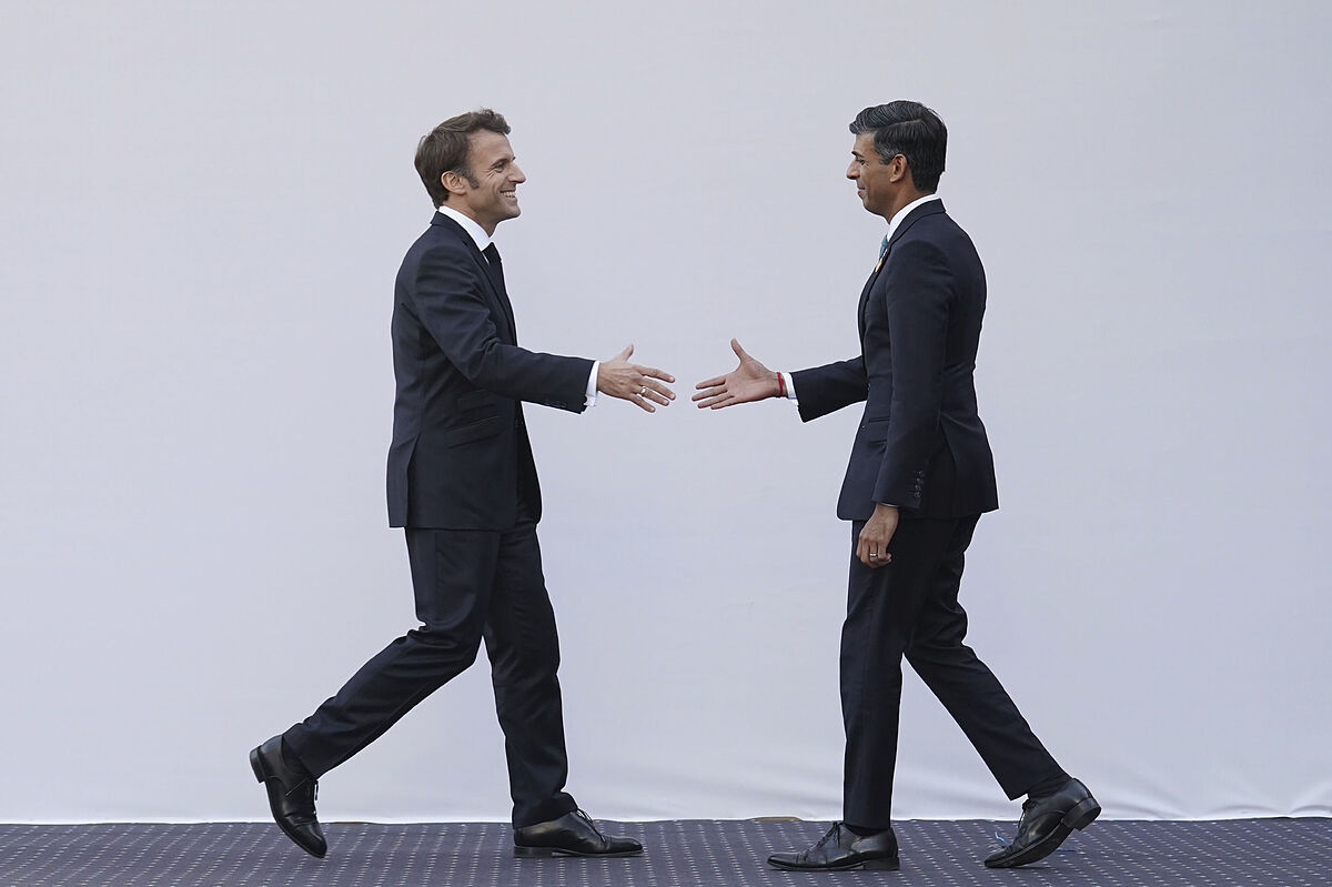 Macron y Sunak acuerdan cooperar para apoyar a Ucrania en su primera reunin