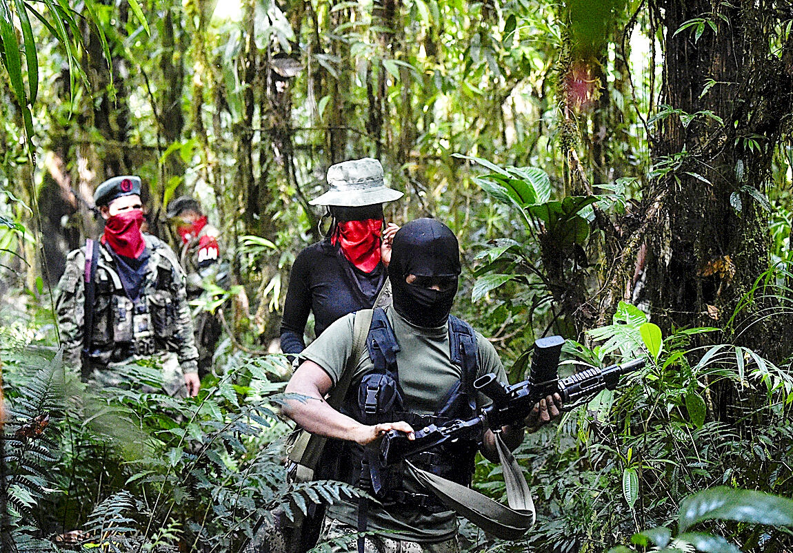 Militares participarn en las negociaciones del Gobierno Petro con el ELN en Caracas