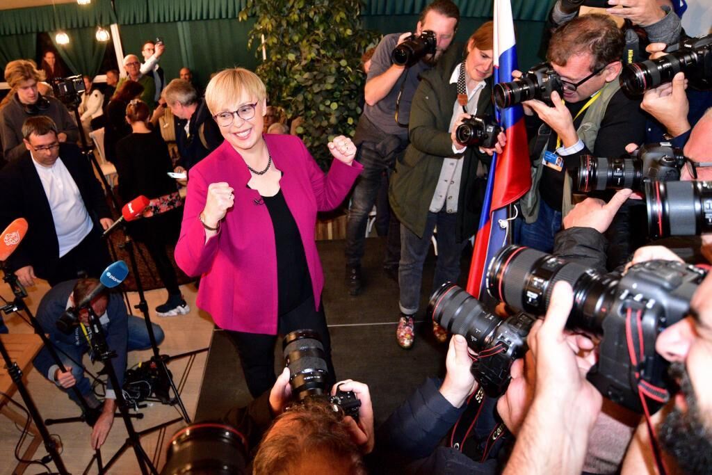 Una meditica abogada se convierte en la primera mujer presidenta de Eslovenia