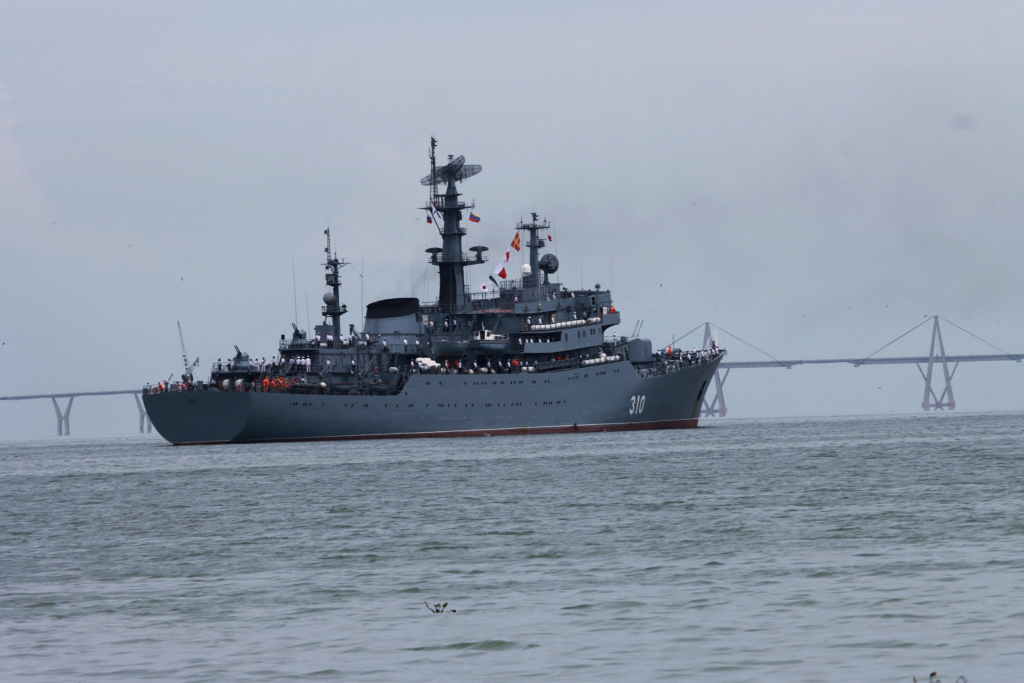 Buque Escuela ruso Perekop - batalla naval del Lago de Maracaibo