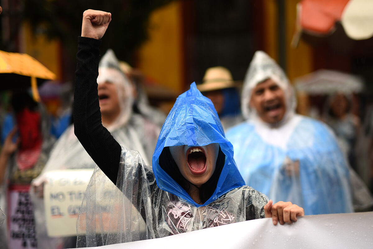 Guatemala entra en crisis política luego de que la Corte Suprema de Justicia extendiera la suspensión de resultados electorales