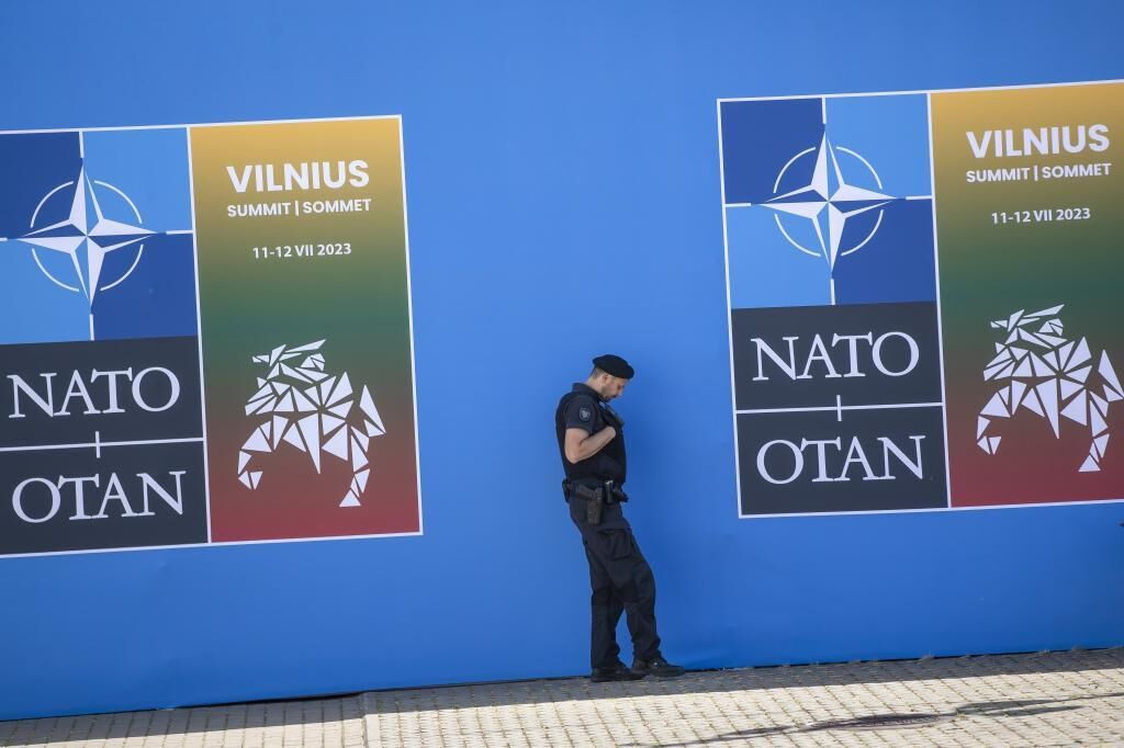 La OTAN está tratando de reunir al círculo ucraniano en una cumbre en el patio trasero de Putin