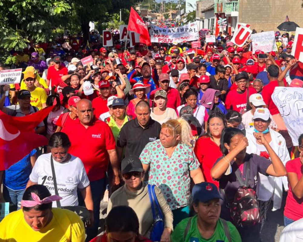 Mar Rojo volvió a las calles en Lara en apoyo a Maduro