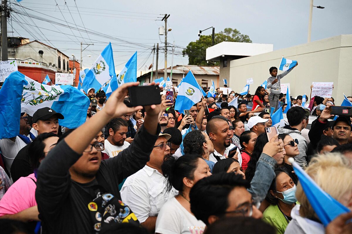 Máximo tribunal de Guatemala anula suspensión de partido de Semilla