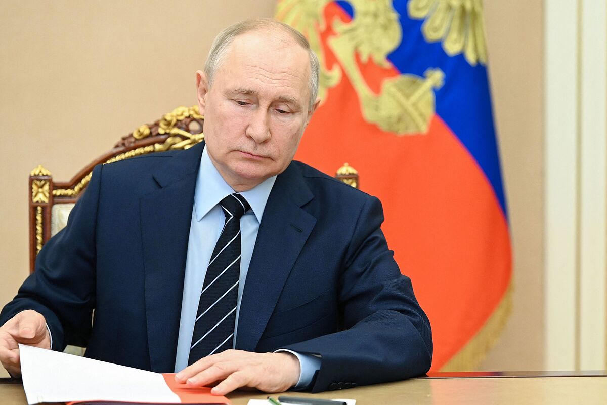 Sudáfrica pide a Lavrov que asista a la cumbre de los BRICS en lugar de Putin para evitar el arresto, pero Moscú se niega