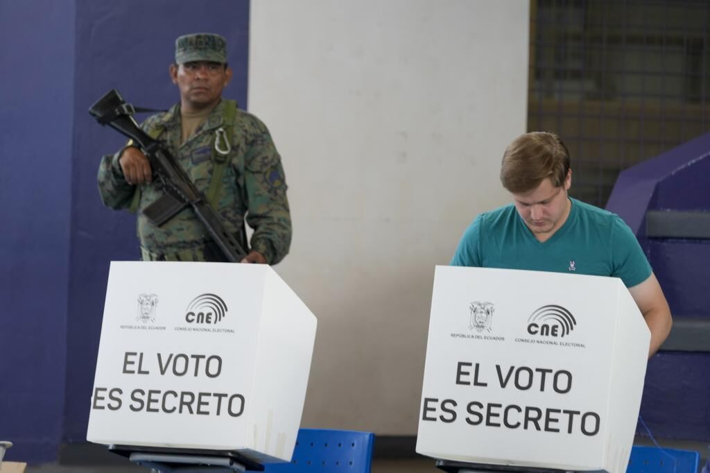 Domingo electoral en Sinaloa, Ecuador: "Queremos un Bukele ecuatoriano"