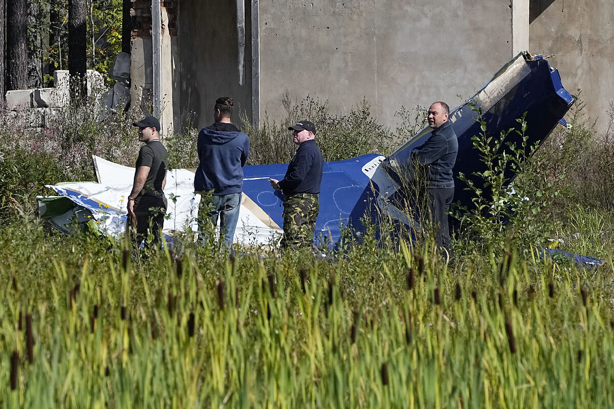 Los investigadores creen que había un explosivo en la zona del tren de aterrizaje del avión de Prigojin.
