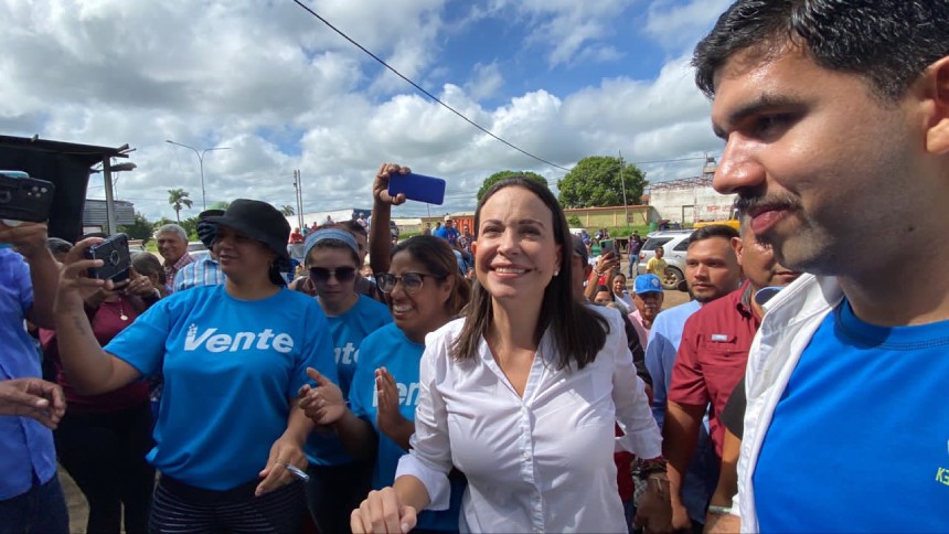 María Corina Machado lidera primarias con 55 puntos, dice Datanálisis, supera a Capriles y Prosperi