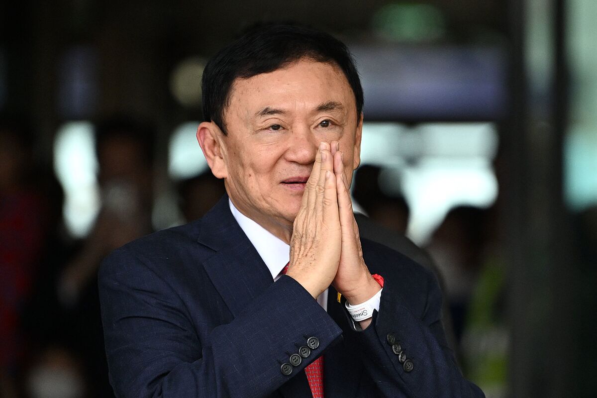 Thaksin Shinawatra, ex primer ministro de Tailandia, va a prisión tras regresar del exilio