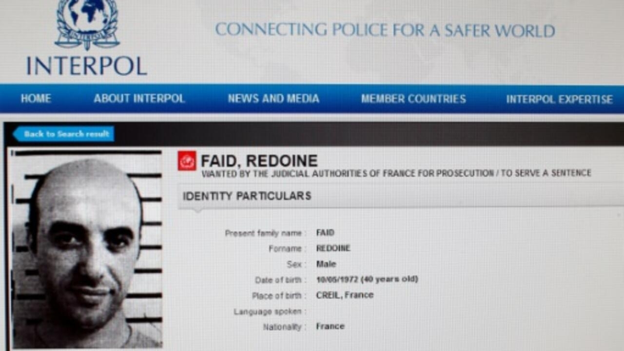 El famoso gángster francés Rédoine Faïd es juzgado por fuga en helicóptero