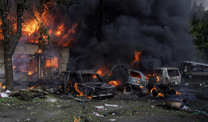 Masacre rusa en un mercado ucraniano: 17 civiles asesinados en Kostiantinivka