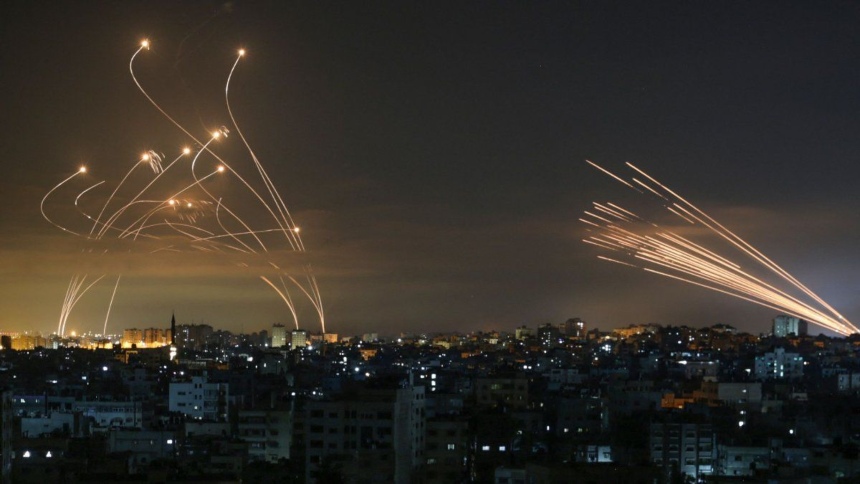 Así funciona el famoso sistema aéreo israelí que lanza cohetes de Hamás
