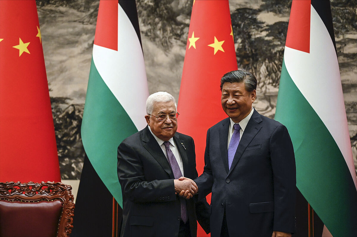 China avanza en su ambición de convertirse en mediador en la guerra entre Israel y Hamás