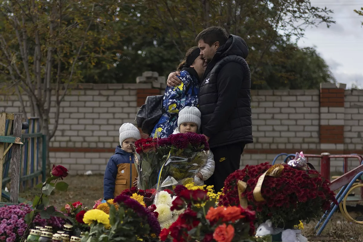 Conmoción por el asesinato de 9 miembros de una familia mientras dormían a manos de soldados rusos