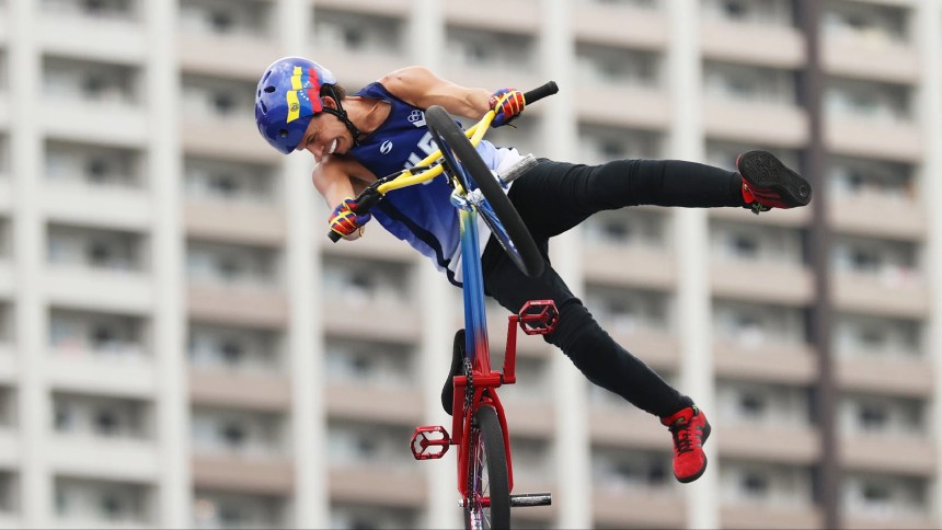 Daniel Dhers se mete en la final del Mundial de BMX en China