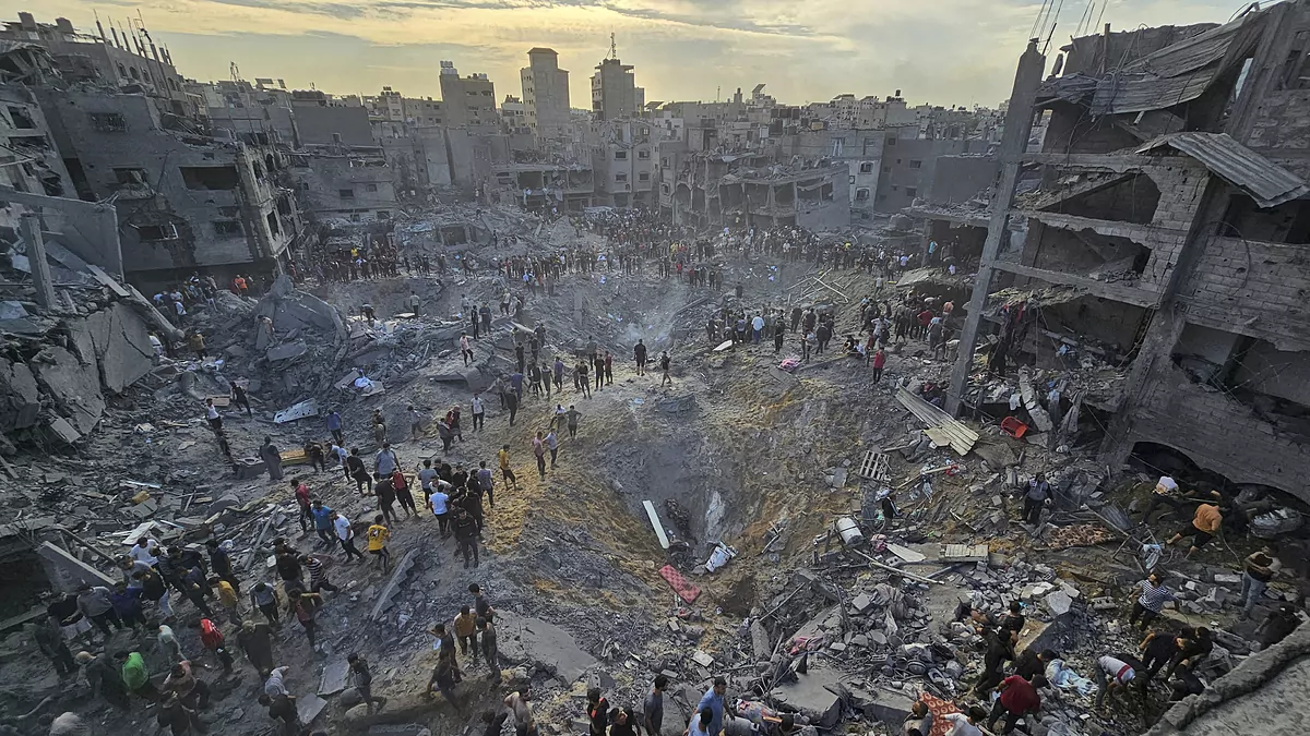 Decenas de muertos en un bombardeo en el campo de refugiados de Jabalia, en Gaza