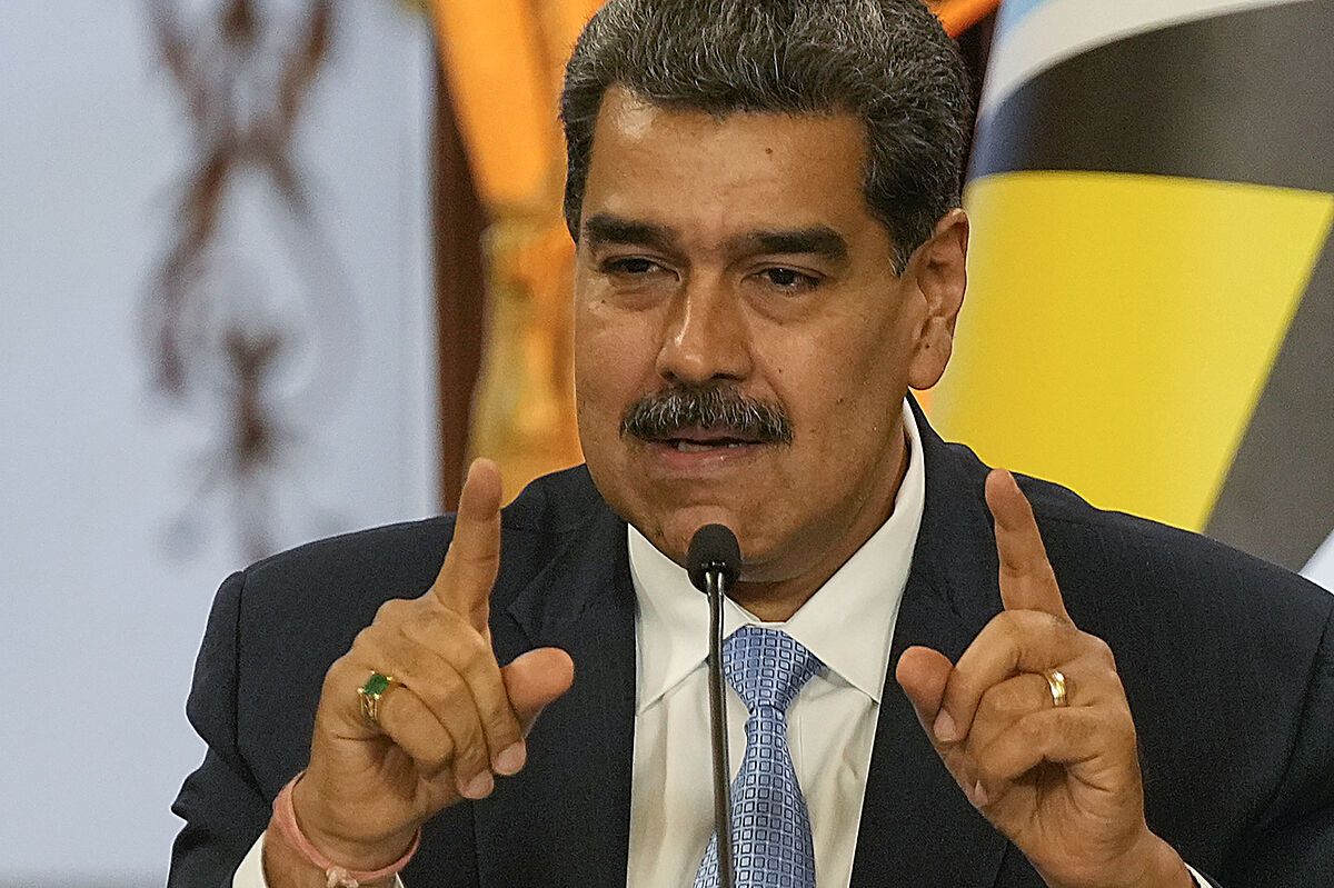 Maduro libera a los primeros presos políticos, entre ellos el periodista Carreo y el diputado Requesens
