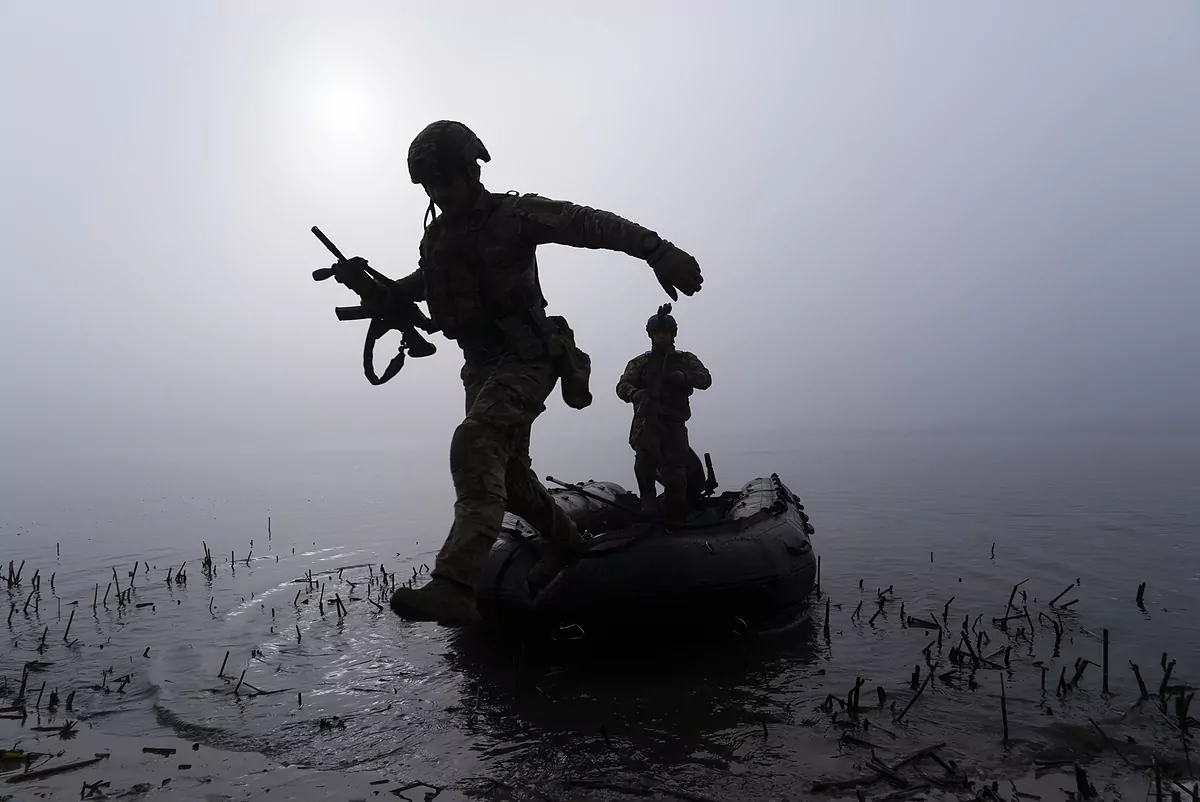 El desembarco de Ucrania en el río Dniéper preocupa a Rusia