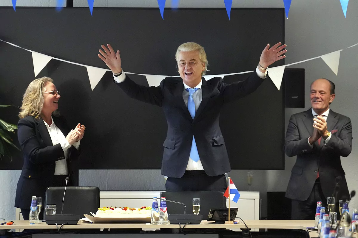 Ultra Wilders modera su discurso y recurre al centroderecha holandés para formar gobierno de coalición