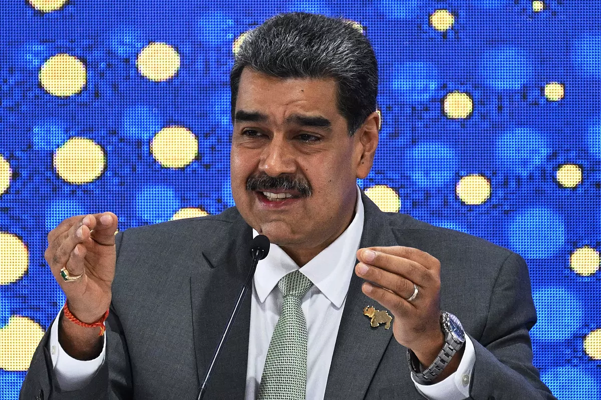 El chavismo denuncia la "inaceptable injerencia" de Estados Unidos y acusa a la oposición democrática de recibir dinero de la petrolera Exxonmobil