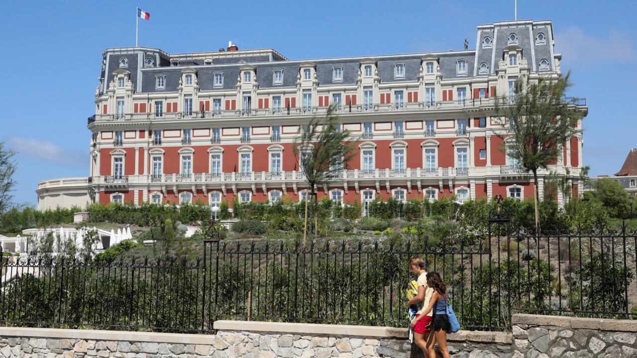 El mejor chef francés renuncia a su trabajo en un hotel de lujo tras un "preocupante" incidente de novatadas