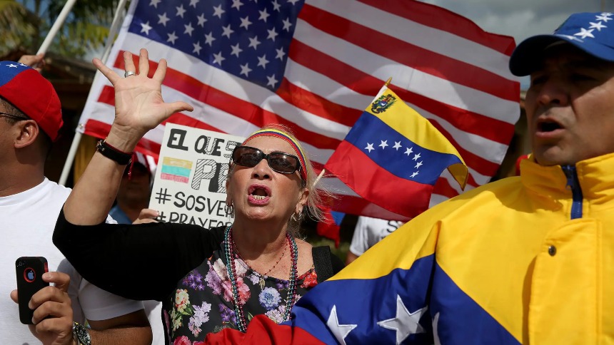 Grupos venezolanos en Florida califican de "decepcionantes" decisiones de Biden tras liberación de Saab