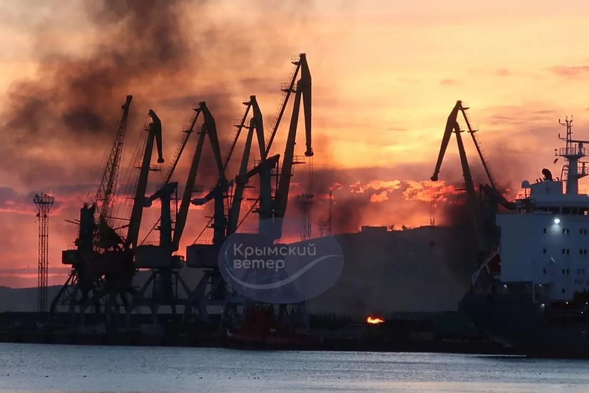 Ucrania ataca el corazón de la flota rusa en Crimea y consigue hundir uno de los barcos más grandes