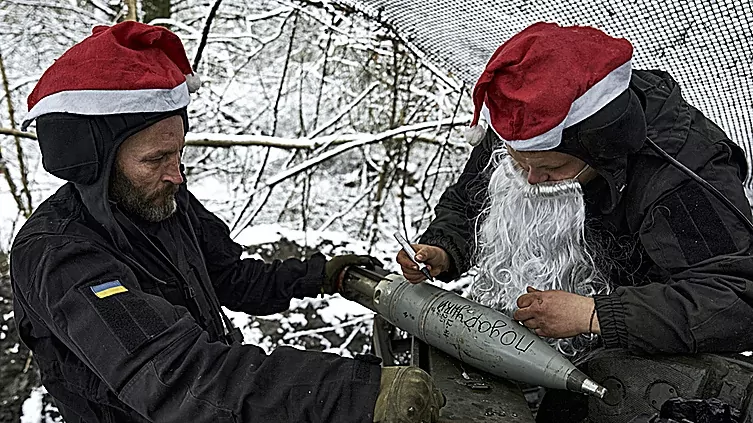 Zelensky pide reforzar su sistema antiaéreo y anima a los ucranianos en su mensaje navideño