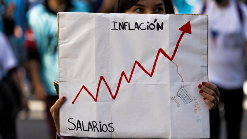 Argentina cerró 2023 con la inflación más alta, superando incluso a Venezuela, que ocupó el segundo lugar