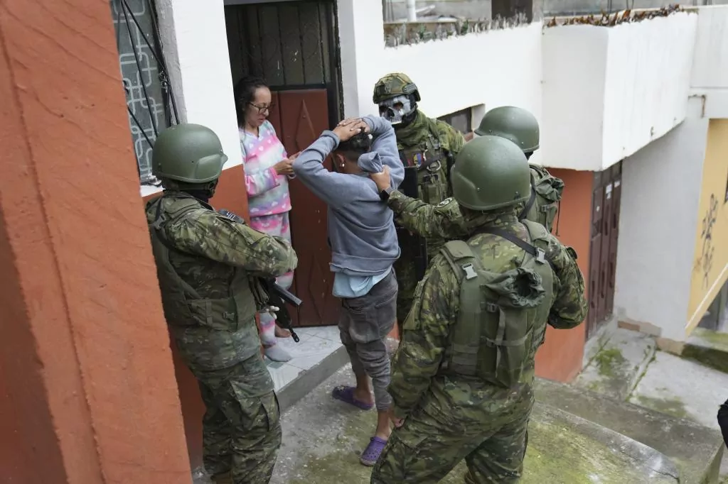 Ecuador: Continúan nuevas fugas de cárceles y 170 secuestros oficiales