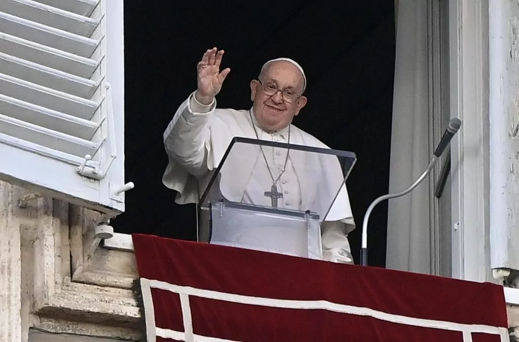 El Papa pide la paz en Oriente Medio durante la celebración de la Epifanía