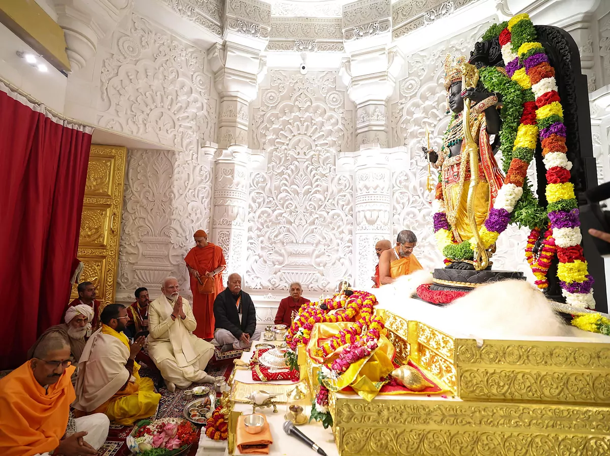 El polémico 'Vaticano hindú' abre sus puertas en la India