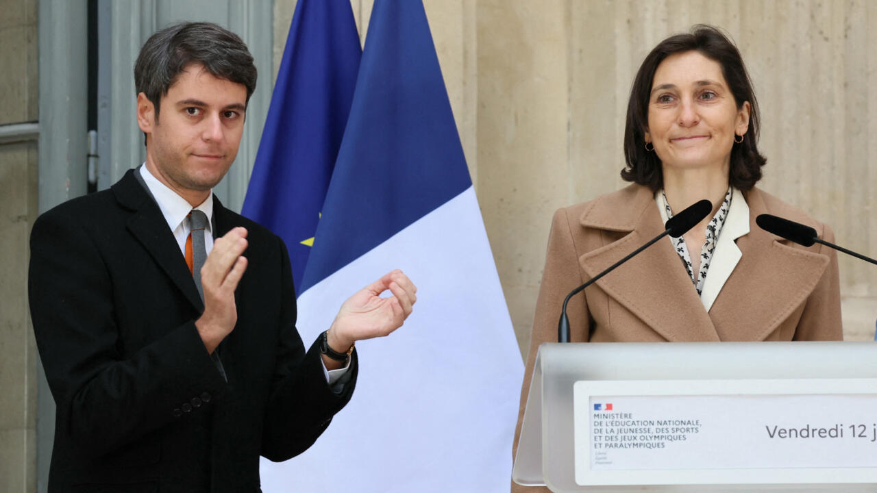 Un paso en falso en una escuela privada causa problemas al nuevo ministro de Educación francés
