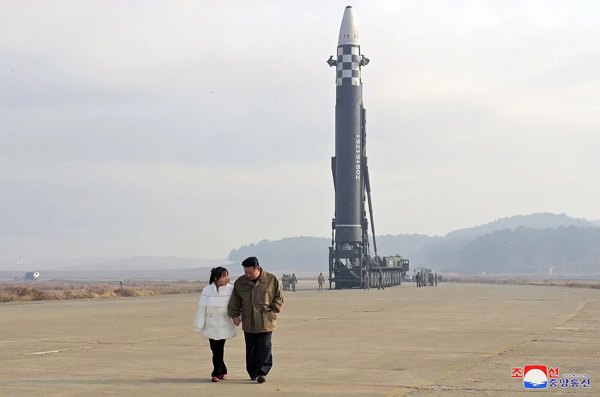 Corea del Norte está probando una gran ojiva y un nuevo tipo de misil antiaéreo