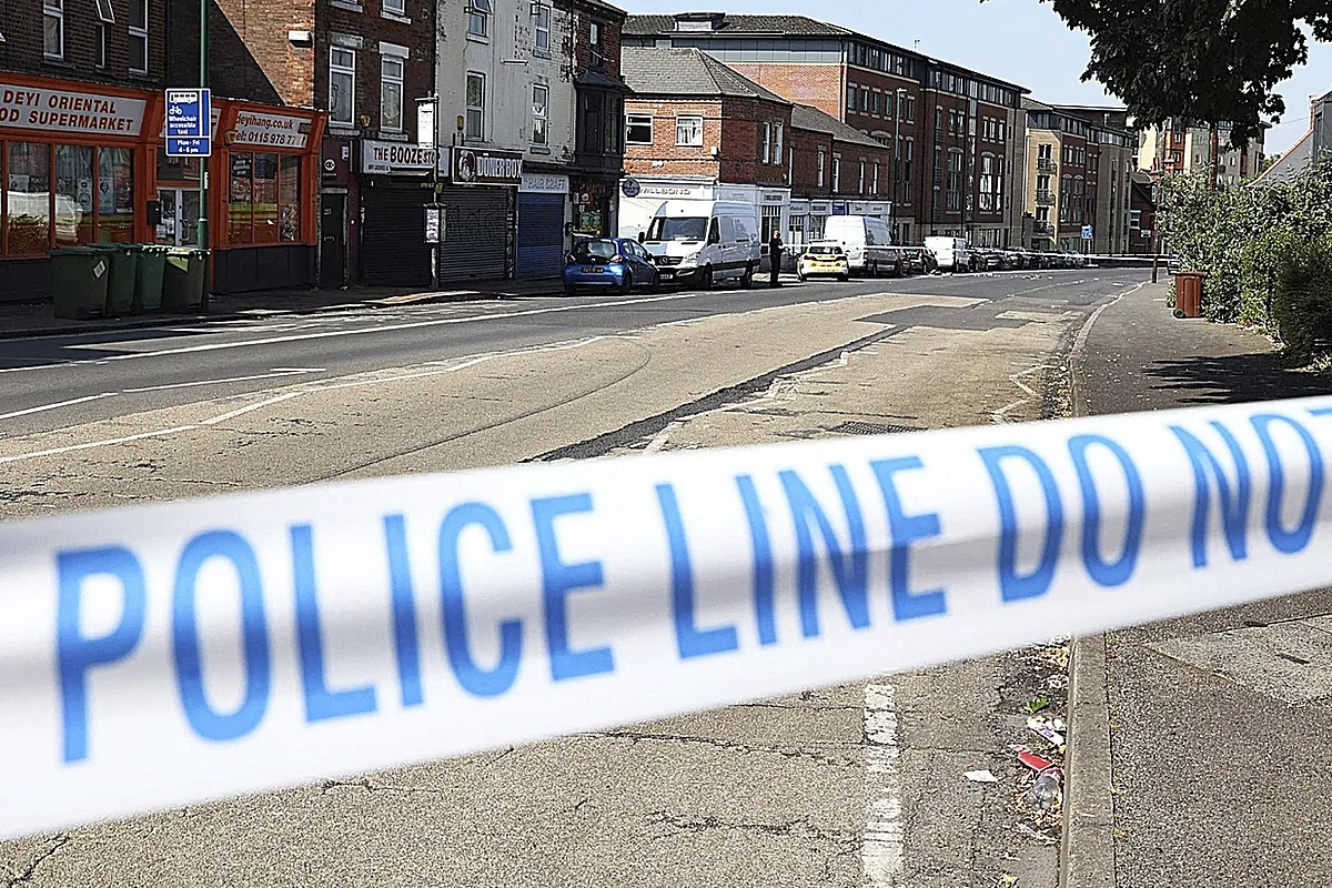 Detenida una mujer tras encontrar los cadáveres de tres menores en una casa de Bristol