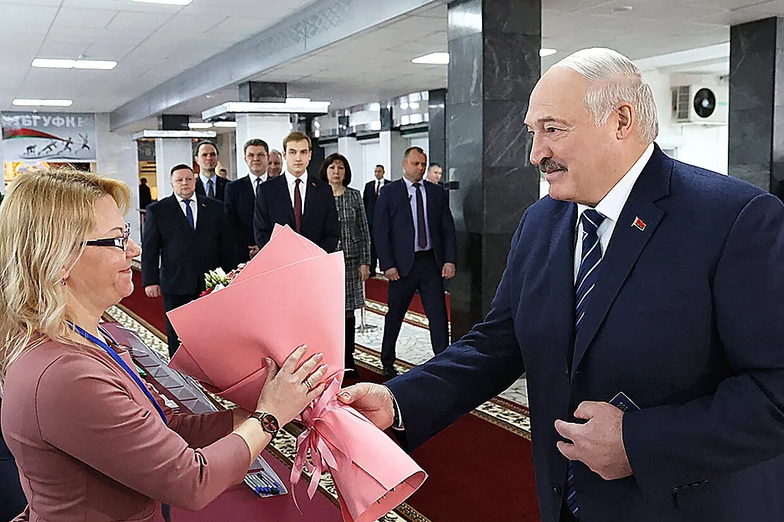 Lukashenko quiere permanecer en el poder en Bielorrusia para siempre