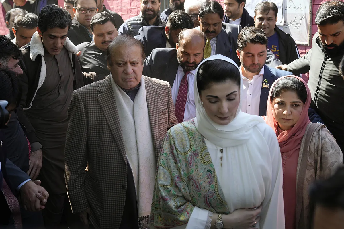 Nawaz Sharif, el rey de las remontadas políticas, favorito para regresar al liderazgo del Gobierno de Pakistán: