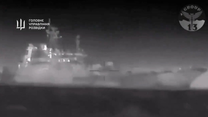 Ucrania dice que destruyó un barco de asalto anfibio ruso con armas en el Mar Negro, y la mayoría de la tripulación no sobrevive