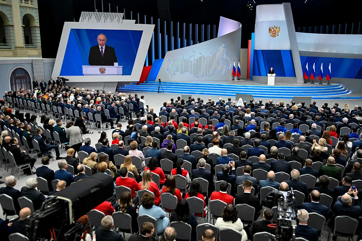 Vladimir Putin advierte a la OTAN que las consecuencias del envío de tropas a Ucrania serán "trágicas"