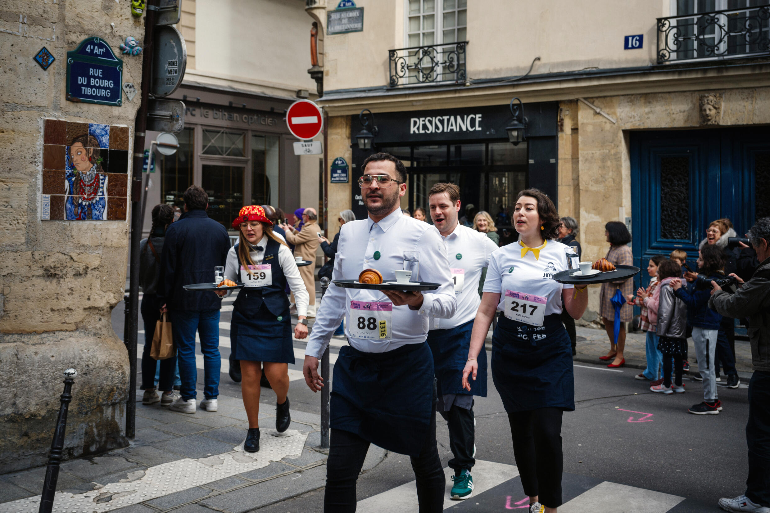 Los competidores recorrieron las calles medievales del barrio de Marais.
