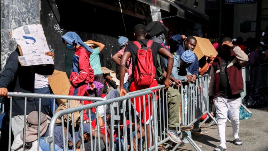 Ahora limitarán el "derecho de asilo" para migrantes en Nueva York