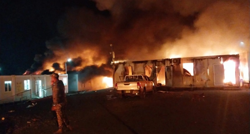 Detuvieron a 45 migrantes por incendio en albergue en Darién, hay más venezolanos