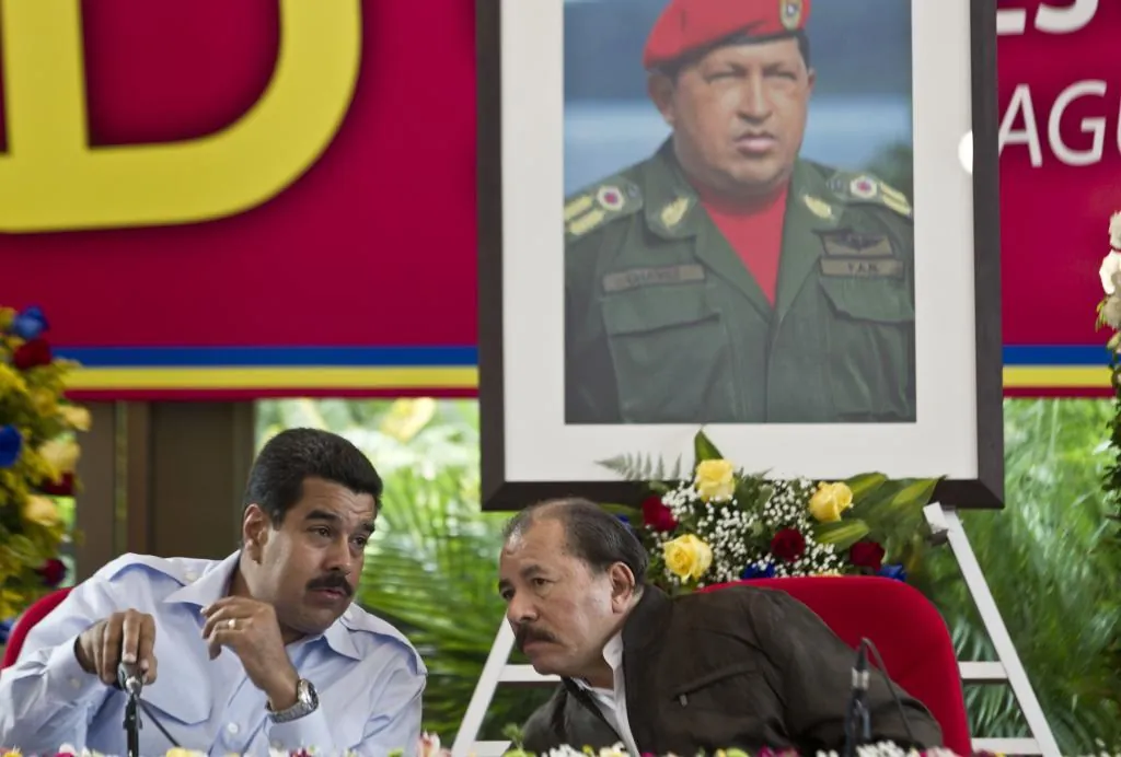 Fuego cruzado entre presidentes latinoamericanos por la capitulación electoral de Maduro