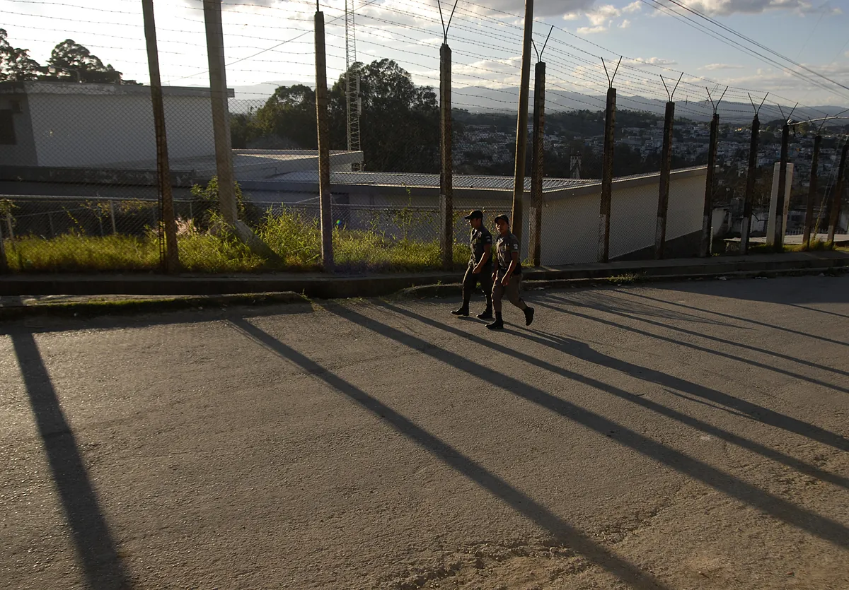 Niñas de entre 12 y 16 años fueron violadas entre cuatro y diez veces al día por pandilleros en dos prisiones de Guatemala, con el permiso de los guardias.